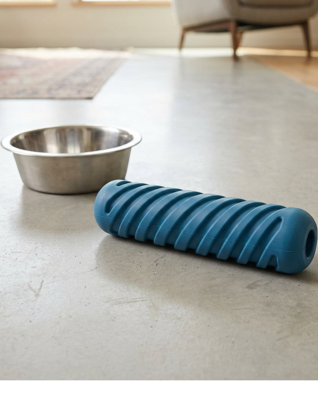 Vovn Ridgebite TPR Treat Stick Dog Toy 7 in Blue - Lifestyle view